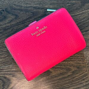 Kate Spade Leila Medium Compact Bifold Wallet in Bikini Pink